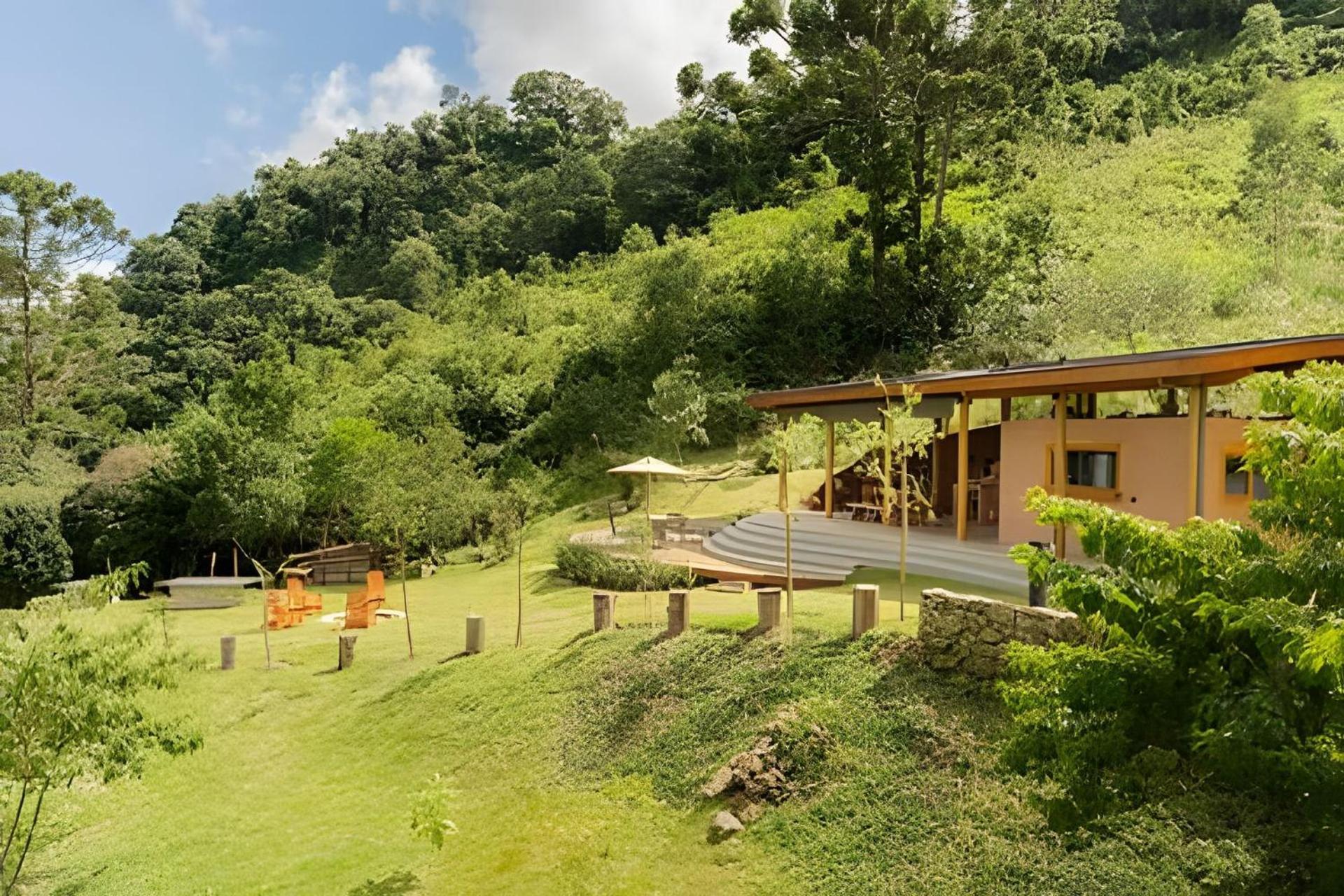 Chales Suites Gorjeios Da Mantiqueira ساو بينتو دو سابوكاي المظهر الخارجي الصورة